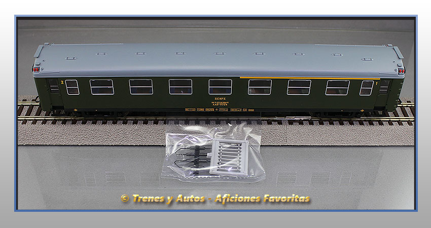 Coche pasajeros Serie 5000 AAB-5024  Clase 1ª y 2ª - Renfe (Complementos)